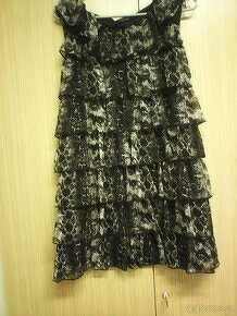 Dámské topy a šaty - 3