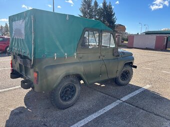 Uaz 469 tp spz - 3