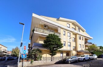 Prodej bytu 3+kk 80 m² Francavilla, Itálie - 3