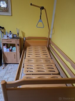 Zdravotní plně polohovací postel - 3