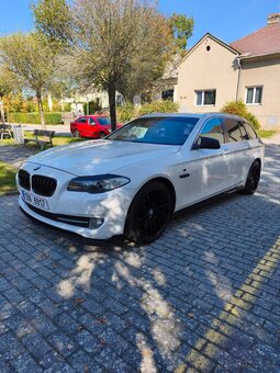 BMW 52OD F11 - 3