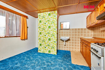 Prodej chaty, 375 m², Lišov - 3