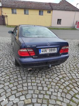 Mercedes CLK 208 - 3