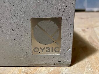 Qybic Cubic Květináč z pohledového betonu (37,5 x 37,5 x 33 - 3