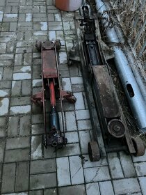 Zvedáky a auto - 3