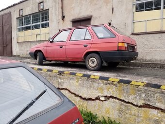 Prodám Škoda favorit a 2x škoda forman - 3
