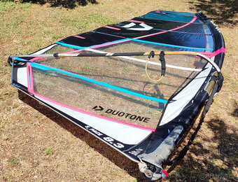 Duatone S_Pace 8.3 2020 - 3 kembrová windusrfing plachta - 3