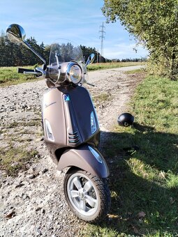 Vespa Primavera - 3