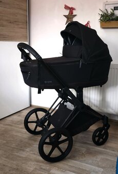 Cybex Priam 4.0 Matt Black, 3 kombinace - 3
