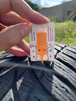 Pneu 225/60 R18 - 3