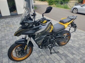 QJ MOTOR SRT 800 SX - 3