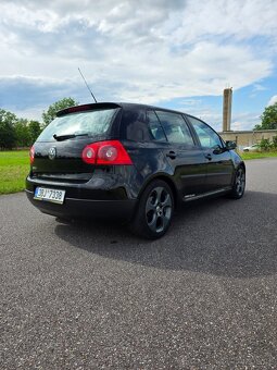 Volkswagen Golf mk5 Bluemotion - 3