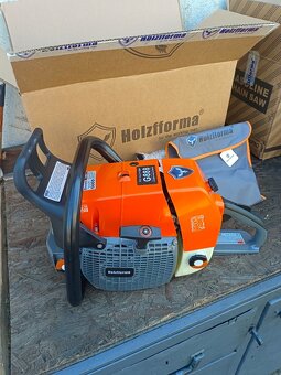 Motorová pila Holzfforma G888 - 3