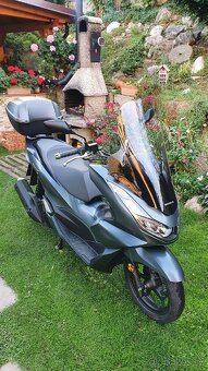 Honda PCX 125  jen 3655km jako NOVÉ nevyužité. - 3