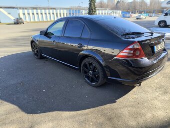 Ford Mondeo ST 220 3.0V6 - 3