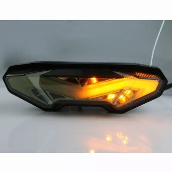 Yamaha MT-10 - zadní světlo LED - 3