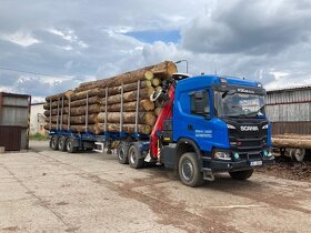 Kamion Scania G500 s rukou a návěs Umikov z roku 2020 - 3
