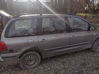 Seat Alhambra LPG 9000,- - 3