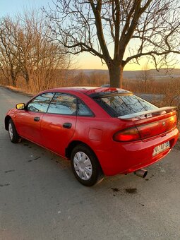 Mazda 323f - 3