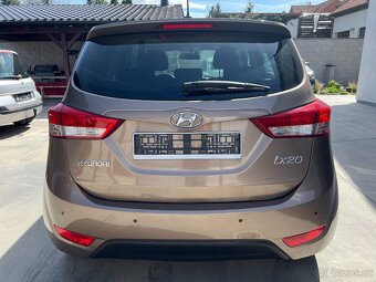 HYUNDAI ix20 1.6i 92 KW PDC TEMPOMAT VYHŘ.SEDADLA 2xALU KOLA - 3