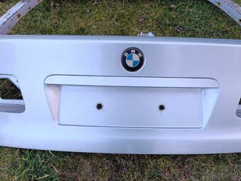 BMW E39 touring ( zadní vrata) - 3
