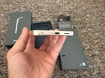 Samsung Galaxy S25 12GB/256GB S931B Pinkgold. Rozbaleno - 3