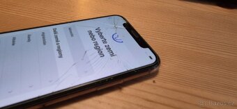 iPhone Xs 64GB - 3
