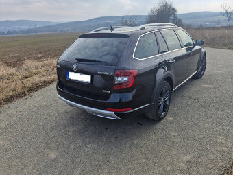 Škoda Octavia-Scout - 3