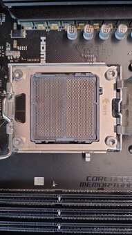 MSI MAG B650 TOMAHAWK WIFI - 3