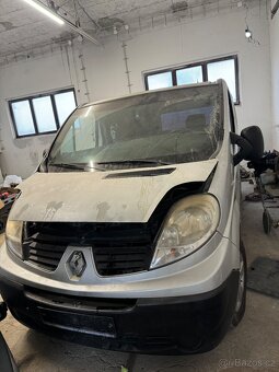 Rozprodam renault trafic 2.5 dci 107kw - 3