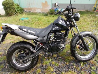 Hyosung RT 125 D Karion - 3