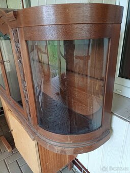 Vitrína - 3