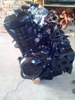 kompletní motor kawasaki z1000 rv.2010 - 2013 - 3