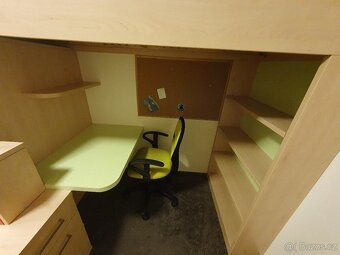 Dětská vyvýšená postel s psacím stolem a knihovnou - 3