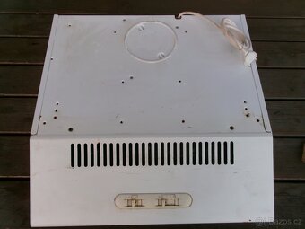 Digestoř 50 x 50 - 3