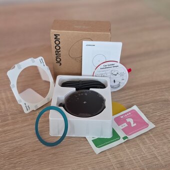 JOYROOM N55 Magnetic Car 15W Wireless Charger JR-ZS408 - 3