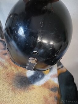 retro helma kokoska - 3