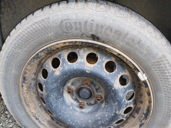 Sada pneu 205/55 R16 na ráfku 6.50 X 16 E=26 z Citroenu C4 - 3