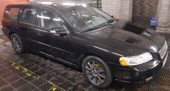 Volvo V70 D5 2.4 136kw 6q - 3