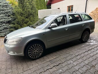 Octavia 2fl Laurin Klement - 3