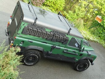 Land Rover Defender 2,5 TD5 - 90 kW - 3