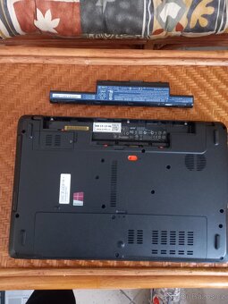 Acer TravelMate P253 - 3