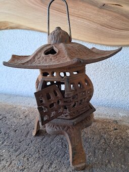 japonská litinová lucerna - 3