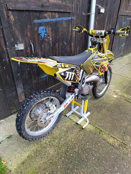 Suzuki RM 125 - 3