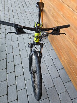 Prodám kolo Specialized Rockhopper - 3