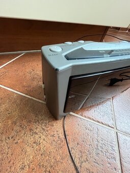 Starší rádio, na zahradu, do garáže - 3