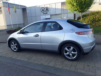 Honda Civic 1.4 16V 8G - 3