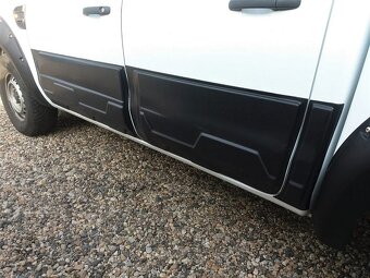 Ford Ranger –ochranné boční lišty dveří Ranger T6,T7,T8 - 3