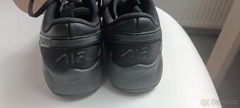 Chlapecké tenisky Nike air vel. 35,5 - 3