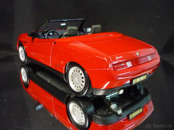 Alfa Romeo V6 Spider Maisto 1/18 - 3